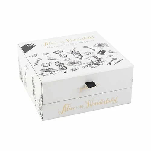 Alice In Wonderland Cup & Saucer - Image 3