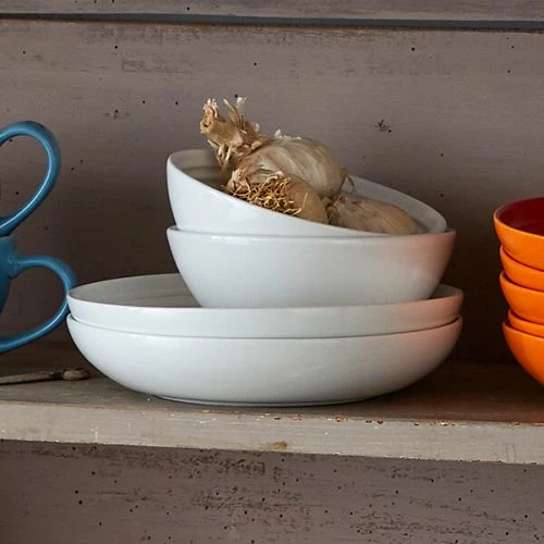 Le Creuset White Stoneware 22cm Pasta Bowl - Image 6