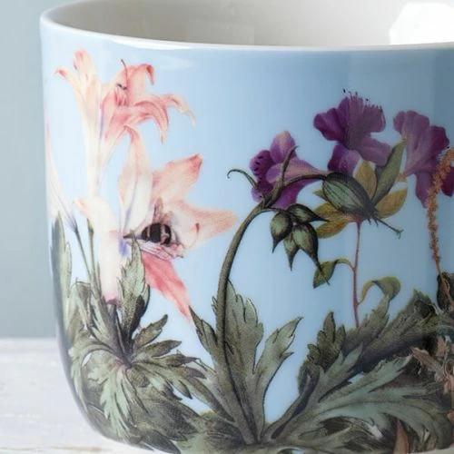 Royal Botanic Gardens Kew Bee Floral Mug 290ml - Image 4