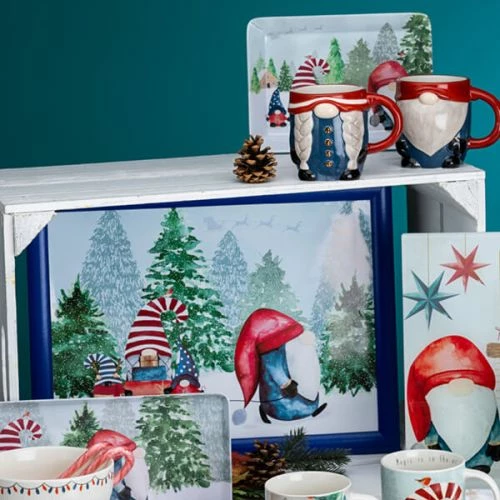 Christmas Gonk Lap Tray - Image 3