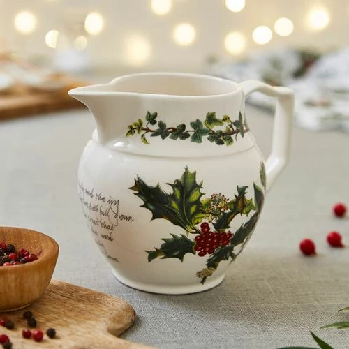 Portmeirion The Holly & The Ivy 600ml Staffordshire Jug - Image 2