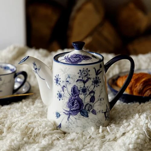 London Pottery Blue Rose 4 Cup Teapot - Image 4